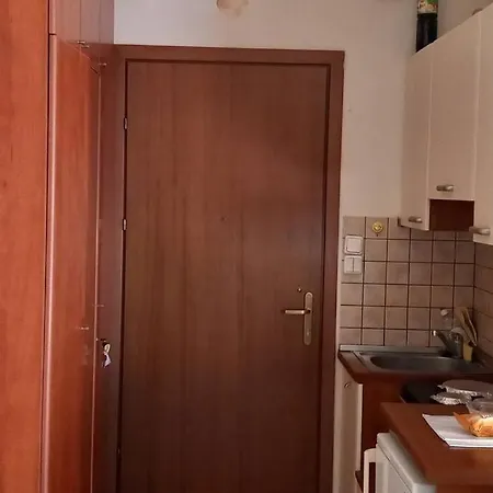 Appartamento Studio Near University Of Thessaly *