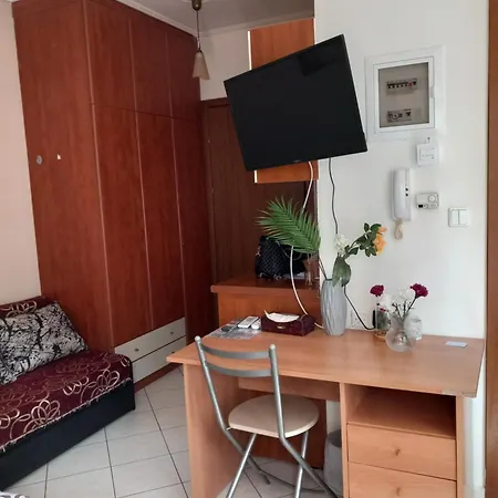 Studio Near University Of Thessaly Appartamento